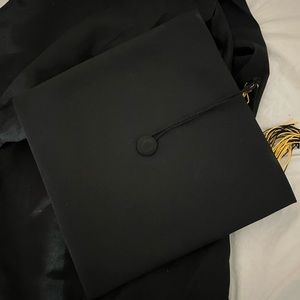 Black Cap and Gown Graduation Size Small/Medium (Unisex)